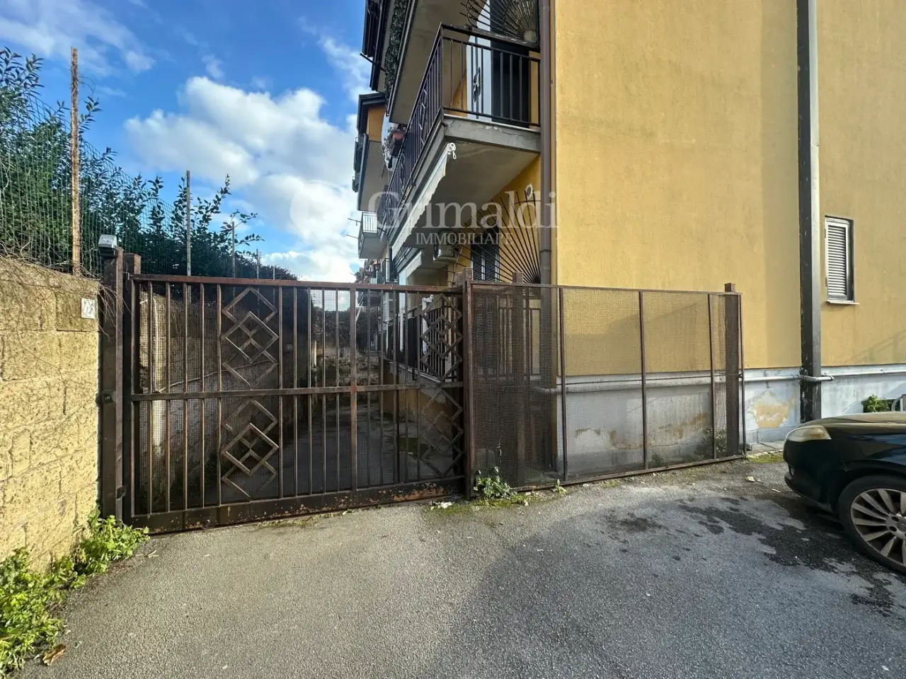 Parcheggio chiuso in Via Palladio 12, Acerra, {3} - Foto 2