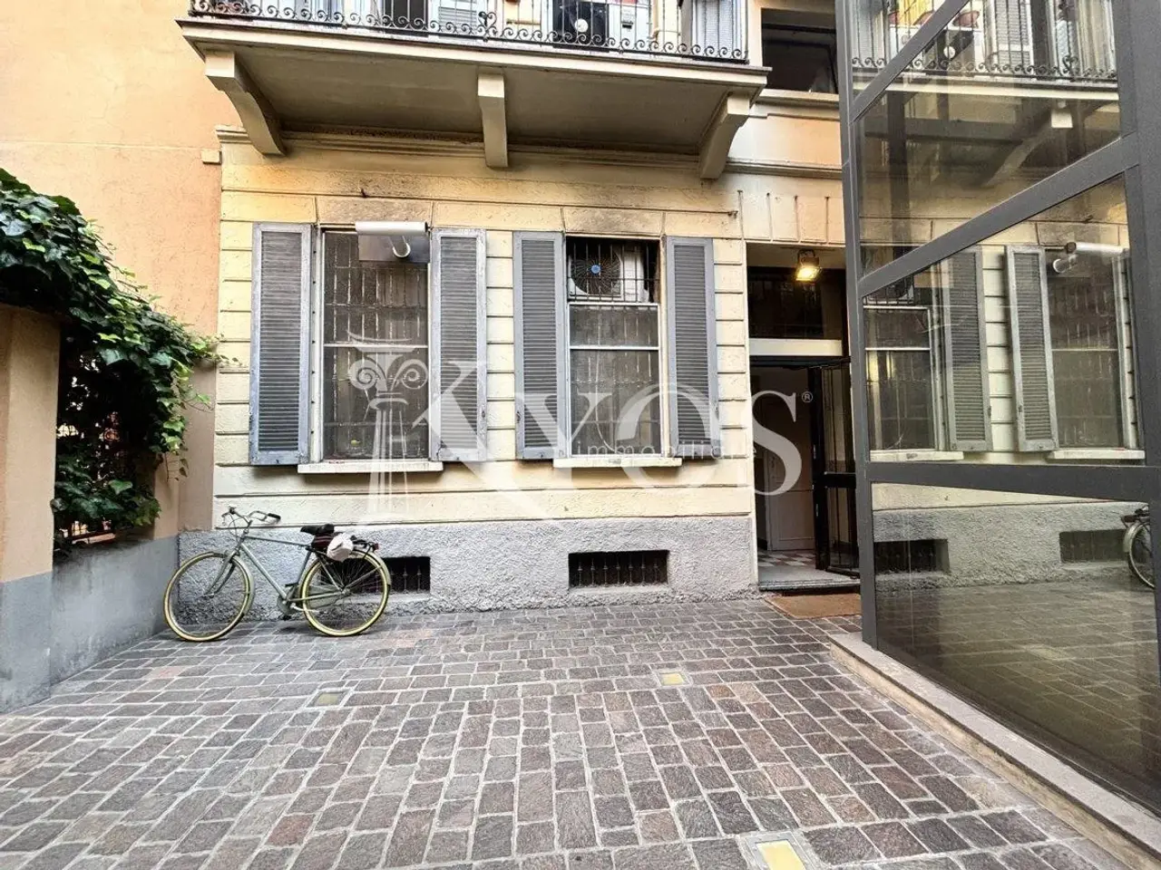 Negozio in Via Monte Rosa 67, Milano, {3} - Foto 2