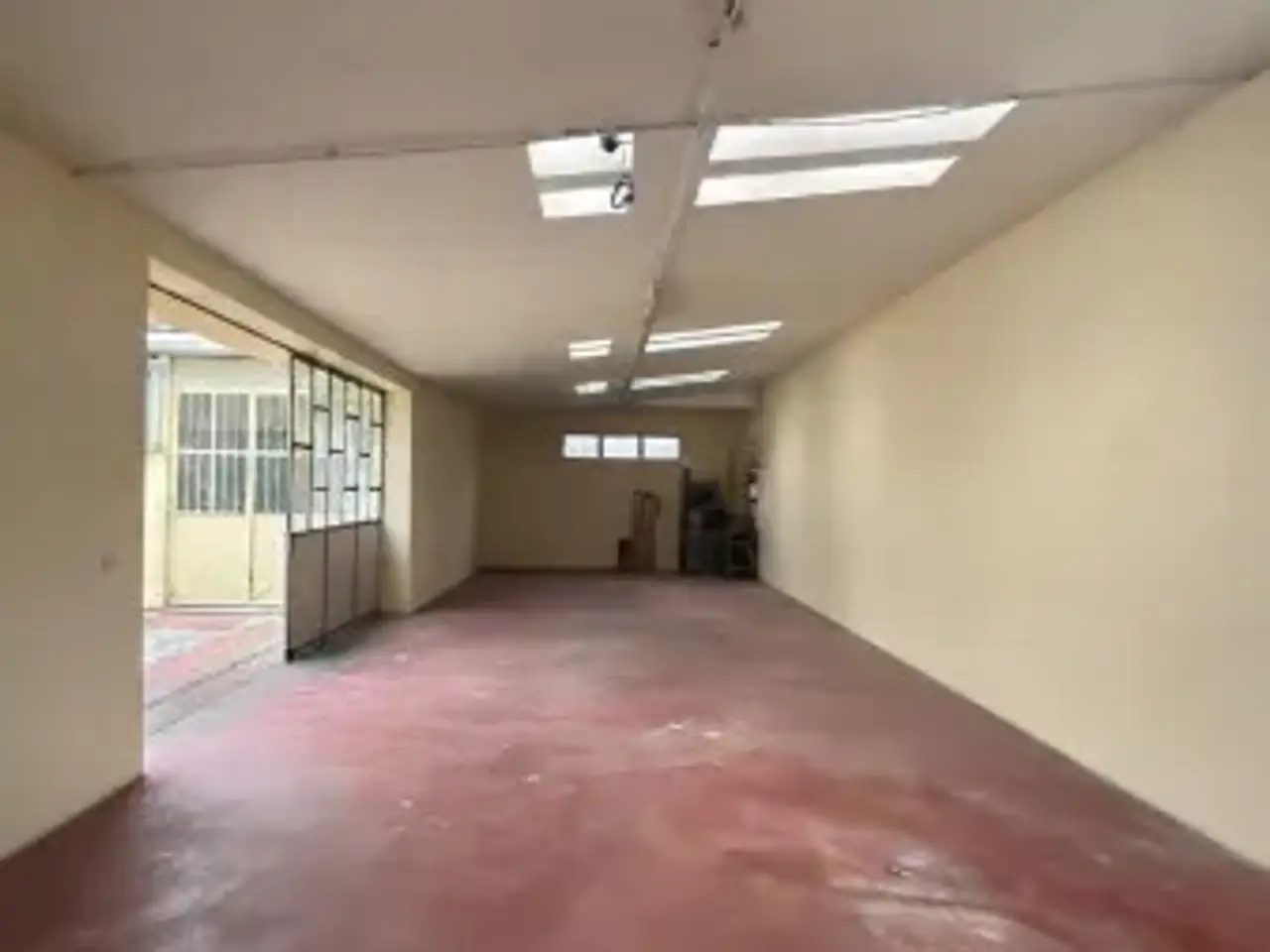 Magazzino in Via Nazionale 153, Pinerolo, {3} - Foto 2