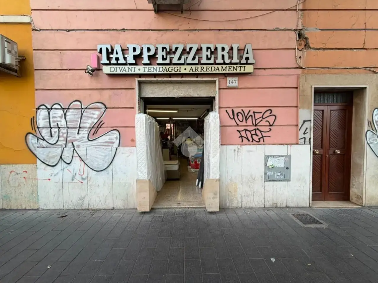 Negozio in Via di Acqua Bullicante 147, Roma, {3} - Foto 2