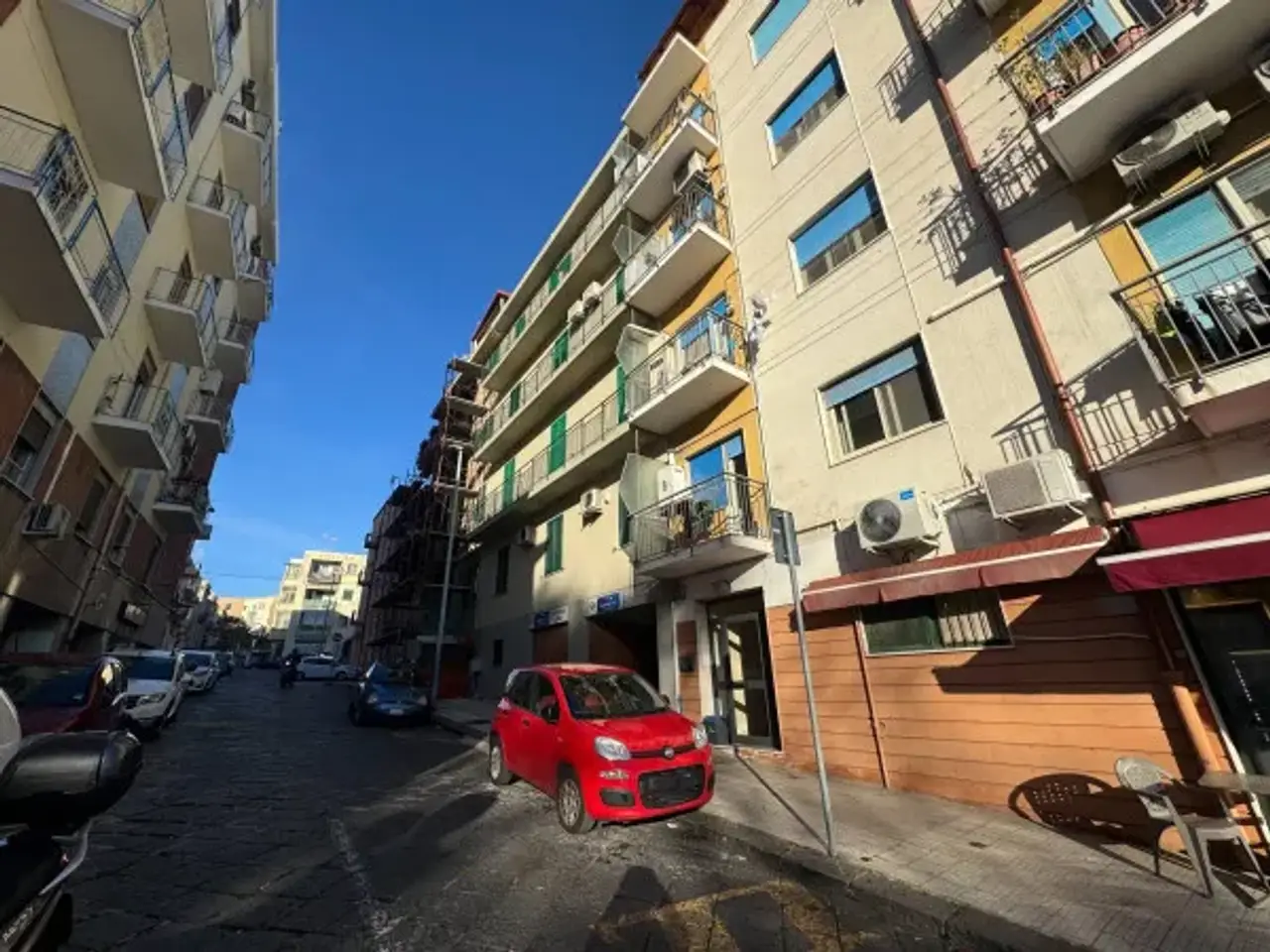 Negozio in Via Gazometro 2, Messina, {3} - Foto 1