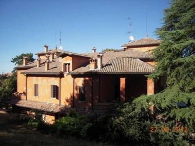 Villa in Piazza Martiri della Libertà 4c, Casalgrande - Foto 1