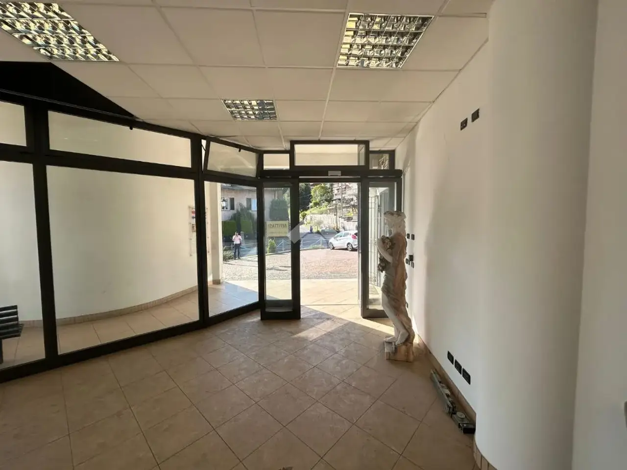 Laboratorio in Via Valsabbia 54, Lumezzane, {3} - Foto 2