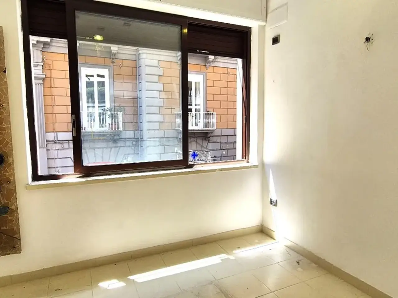 Ufficio in Via Vittorio Colonna 30, Napoli, {3} - Foto 2