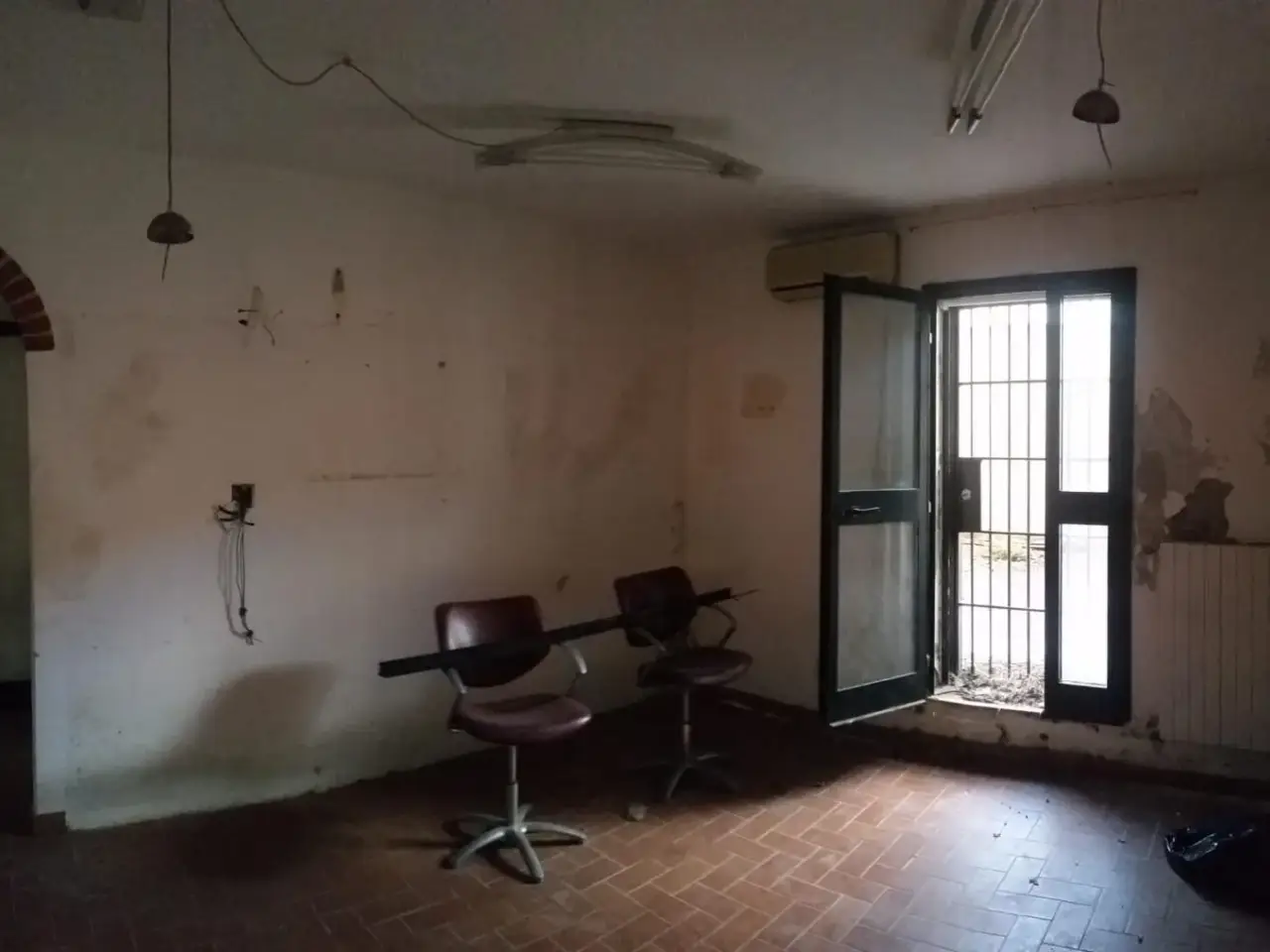 Capannone in , Cascina, {3} - Foto 2