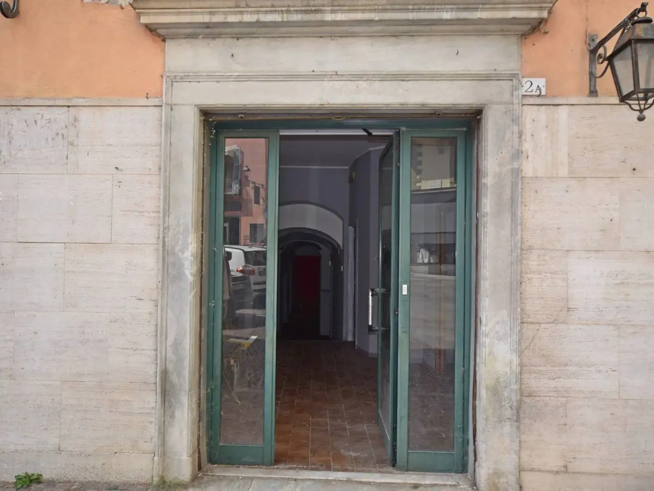 Negozio in Piazza Cesare Battisti 2, Mondovi', {3} - Foto 2