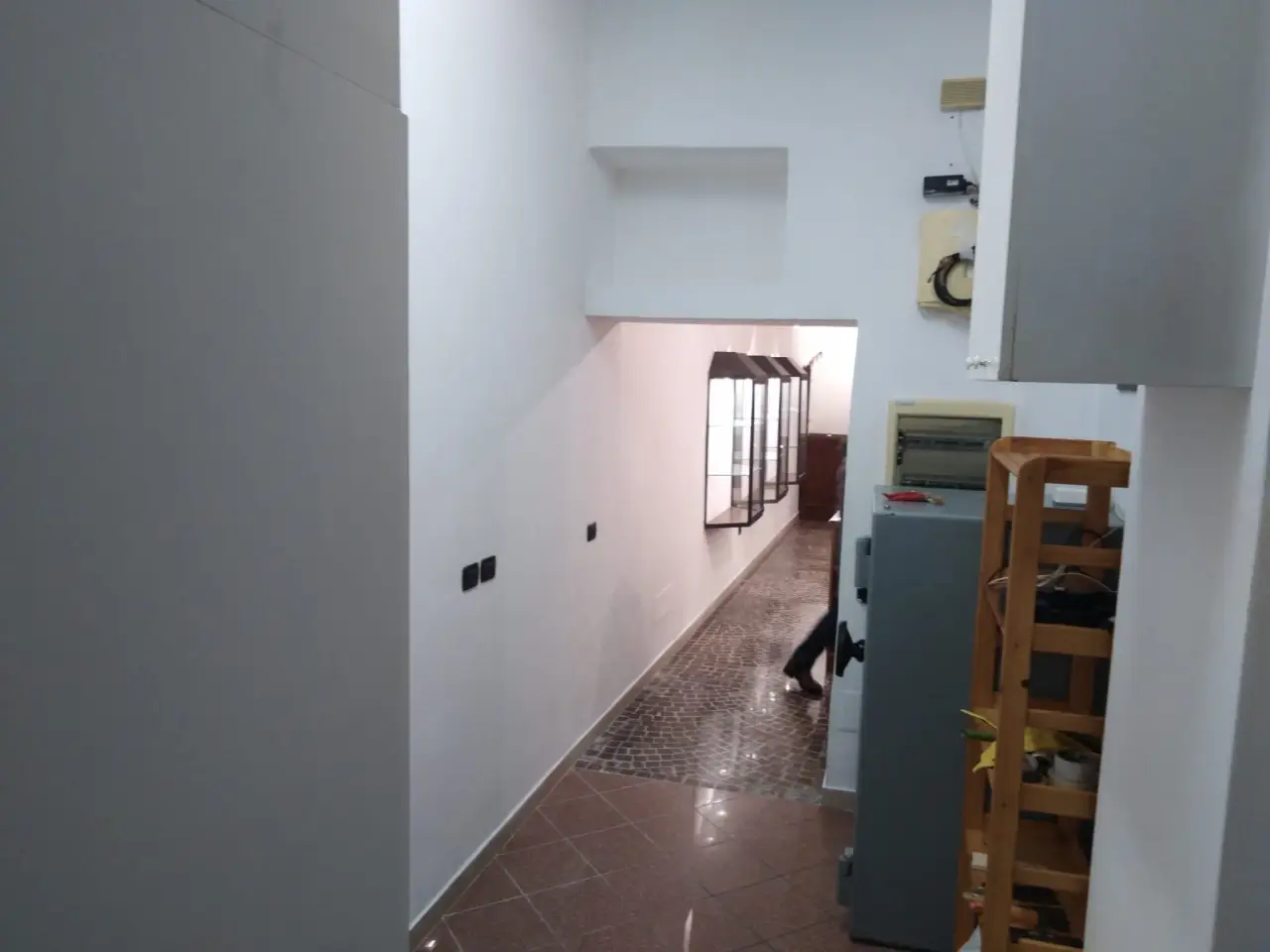 Palazzina commerciale in Corso XI Settembre 89, Pesaro, {3} - Foto 2