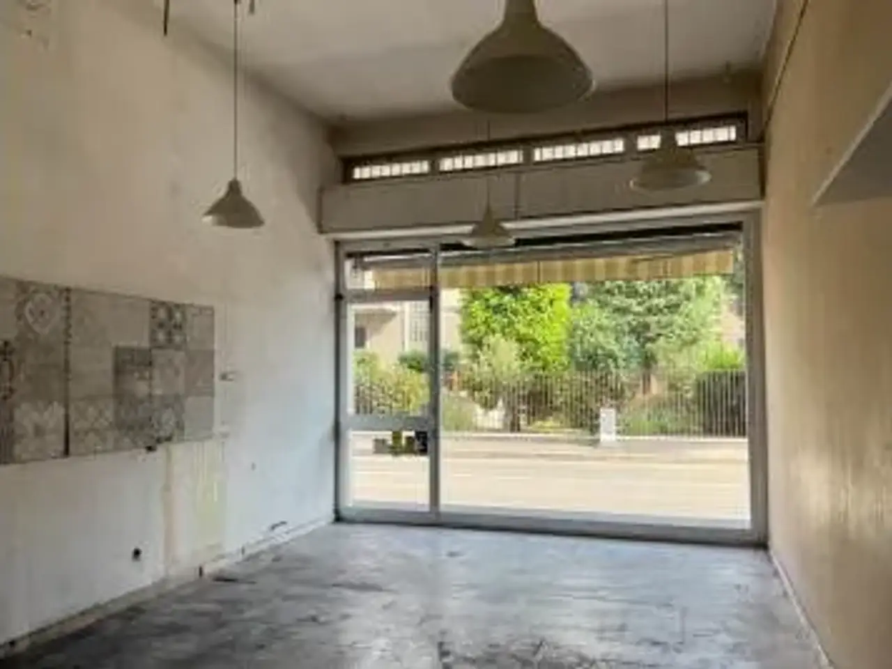 Negozio in Via Trieste, Muggiò, {3} - Foto 1