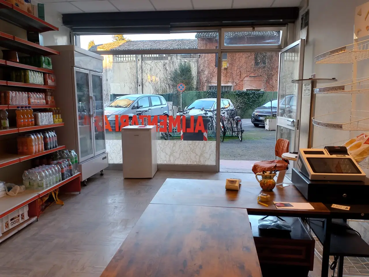 Negozio in Via Primo Maggio 29, Cervignano Del Friuli, {3} - Foto 1