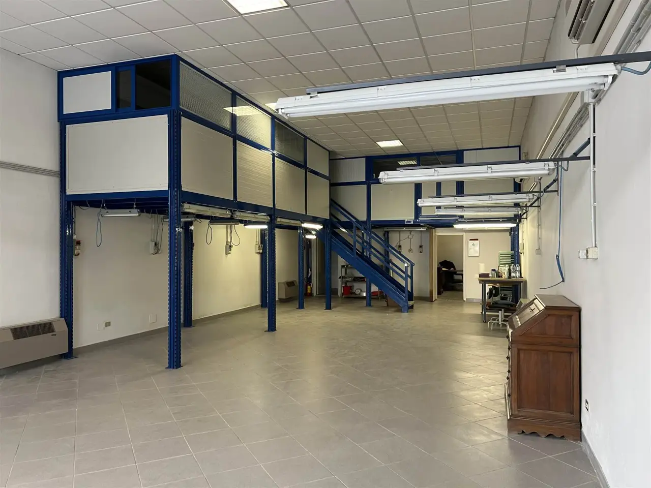 Negozio in  Campi Bisenzio, Campi Bisenzio, {3} - Foto 2
