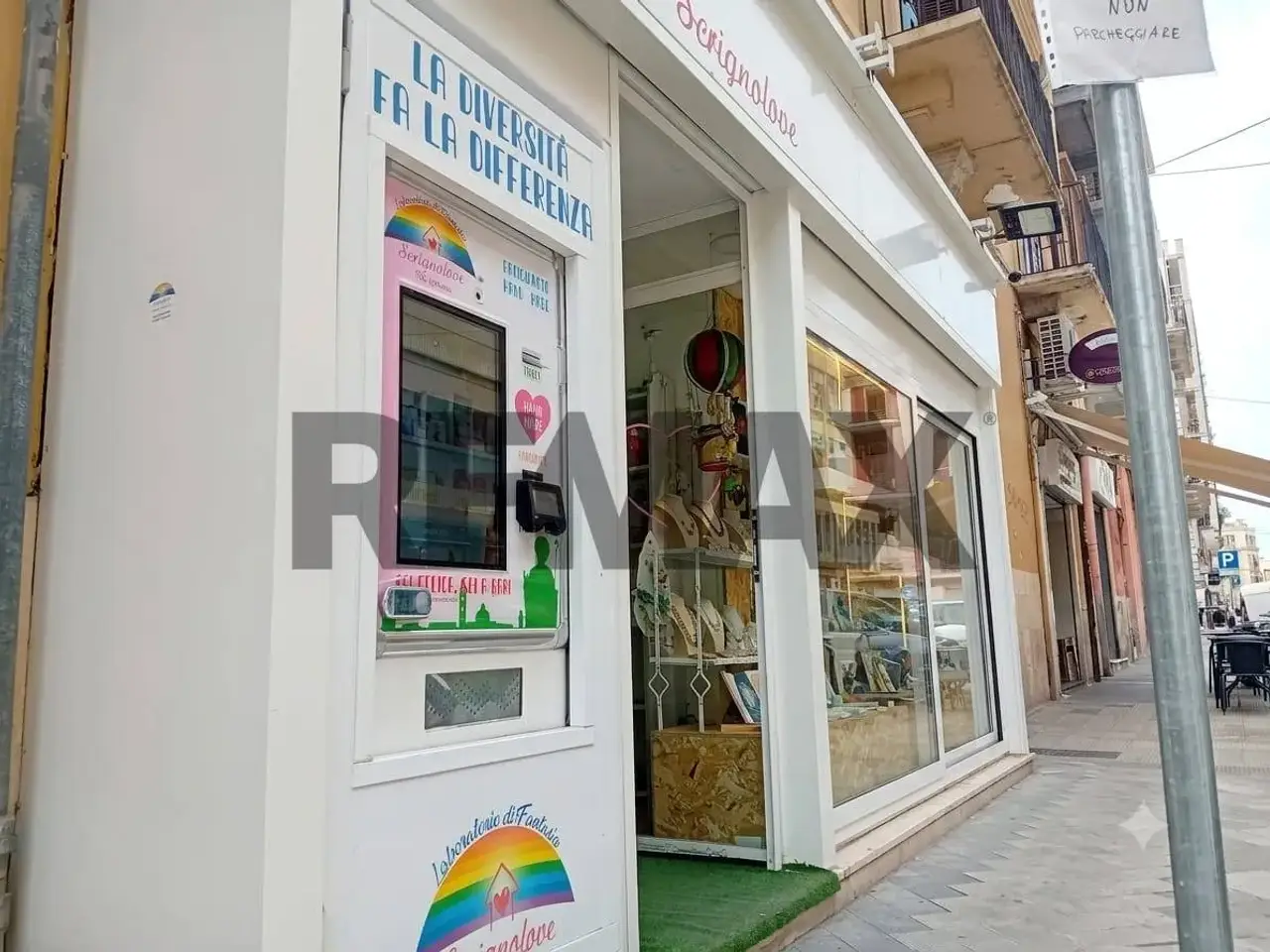 Negozio in Via Melo 59-61, Bari, {3} - Foto 2