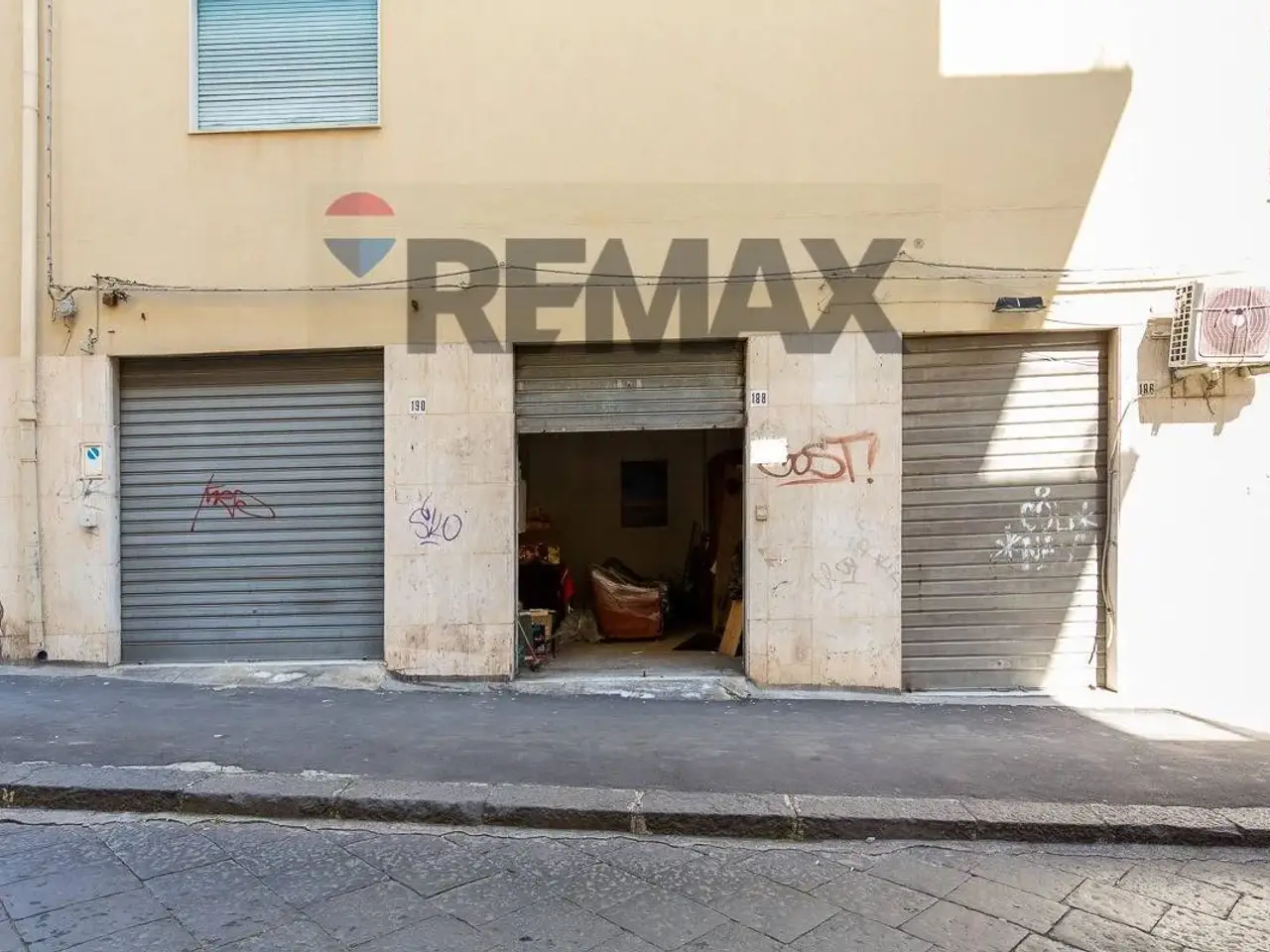 Negozio in Via Francesco Cilea 188, Catania, {3} - Foto 2