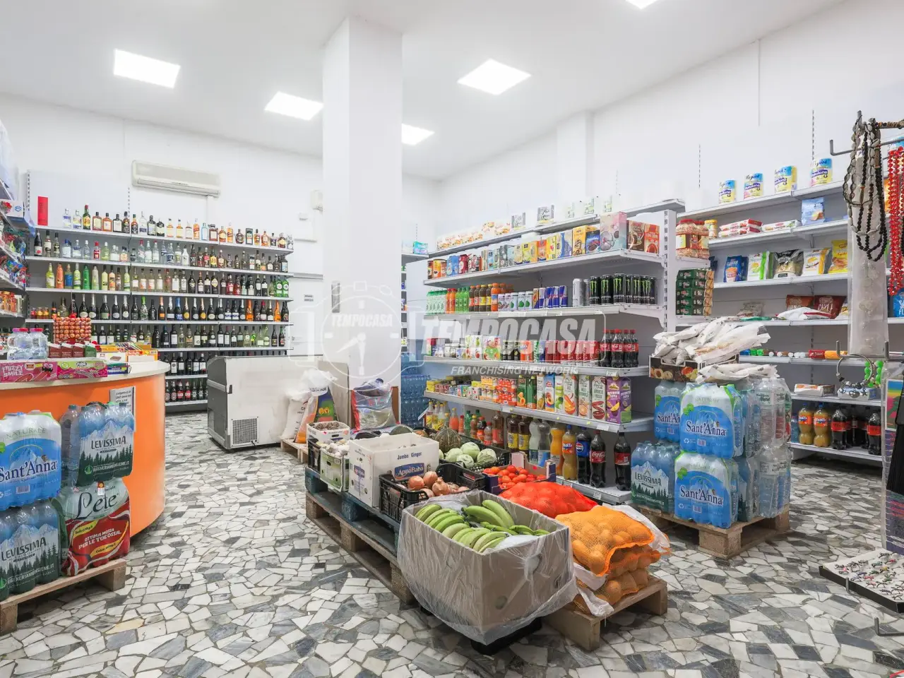 Negozio in , Livorno, {3} - Foto 1