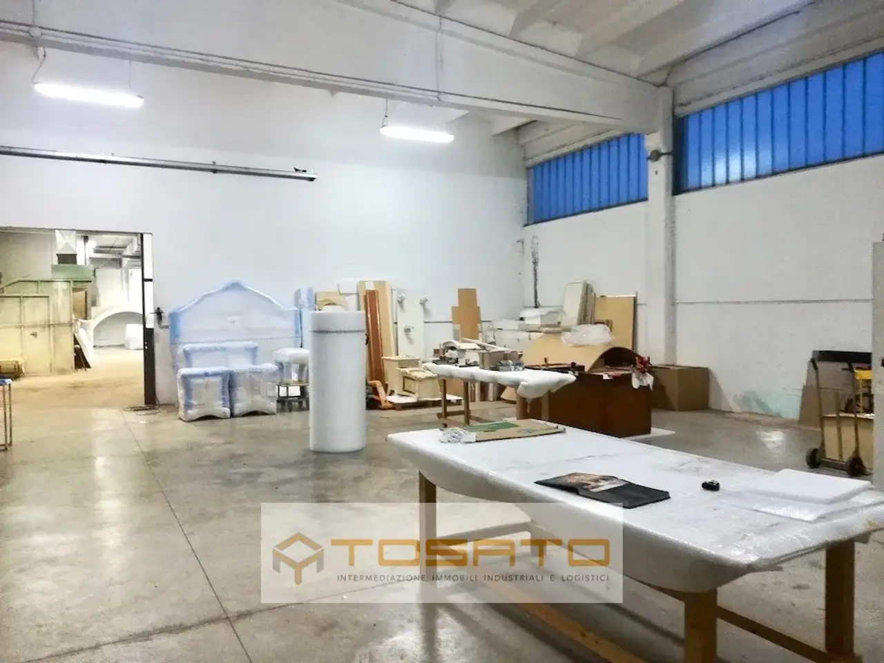 Capannone in , Isola Rizza, {3} - Foto 1