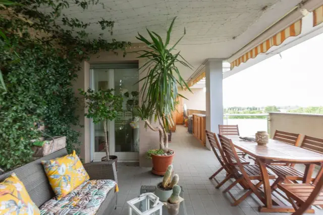 4-room flat in Via Oriana Fallaci, Peschiera Borromeo - Photo 1