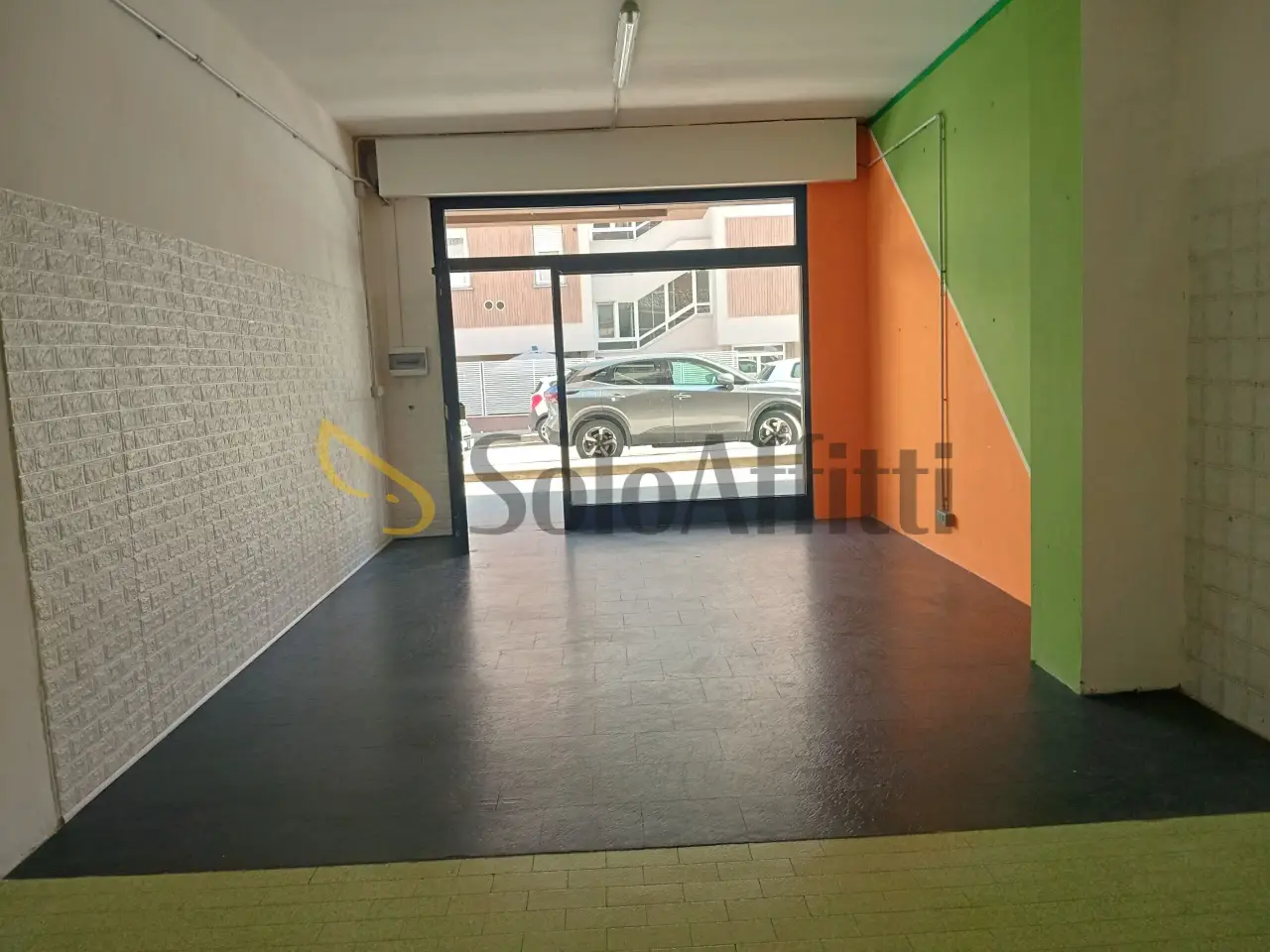 Negozio in , Falconara Marittima, {3} - Foto 1