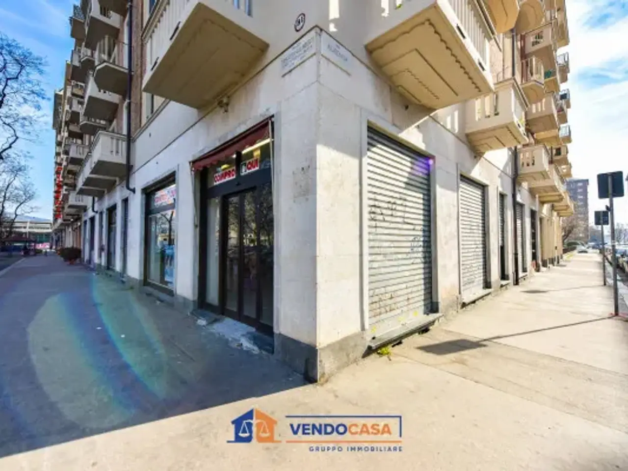 Negozio in Piazza Tancredi Galimberti 18, Torino, {3} - Foto 2
