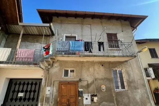 Trilocale in Via Vittorio Emanuele II 19, Usmate Velate - Foto 1