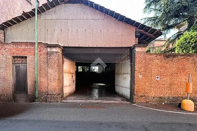 insertion image