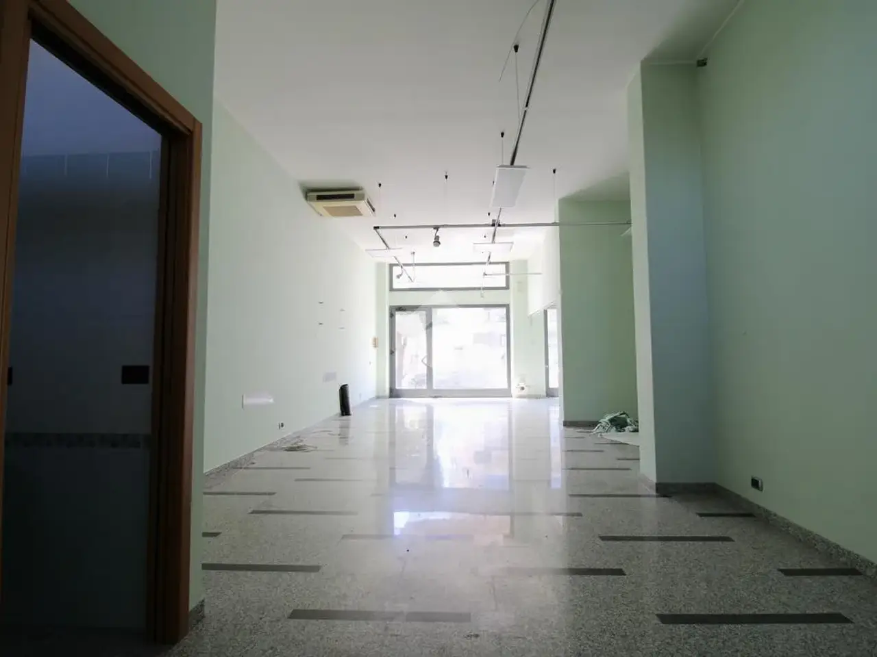 Ufficio in Via Istonia 28, San Salvo, {3} - Foto 1