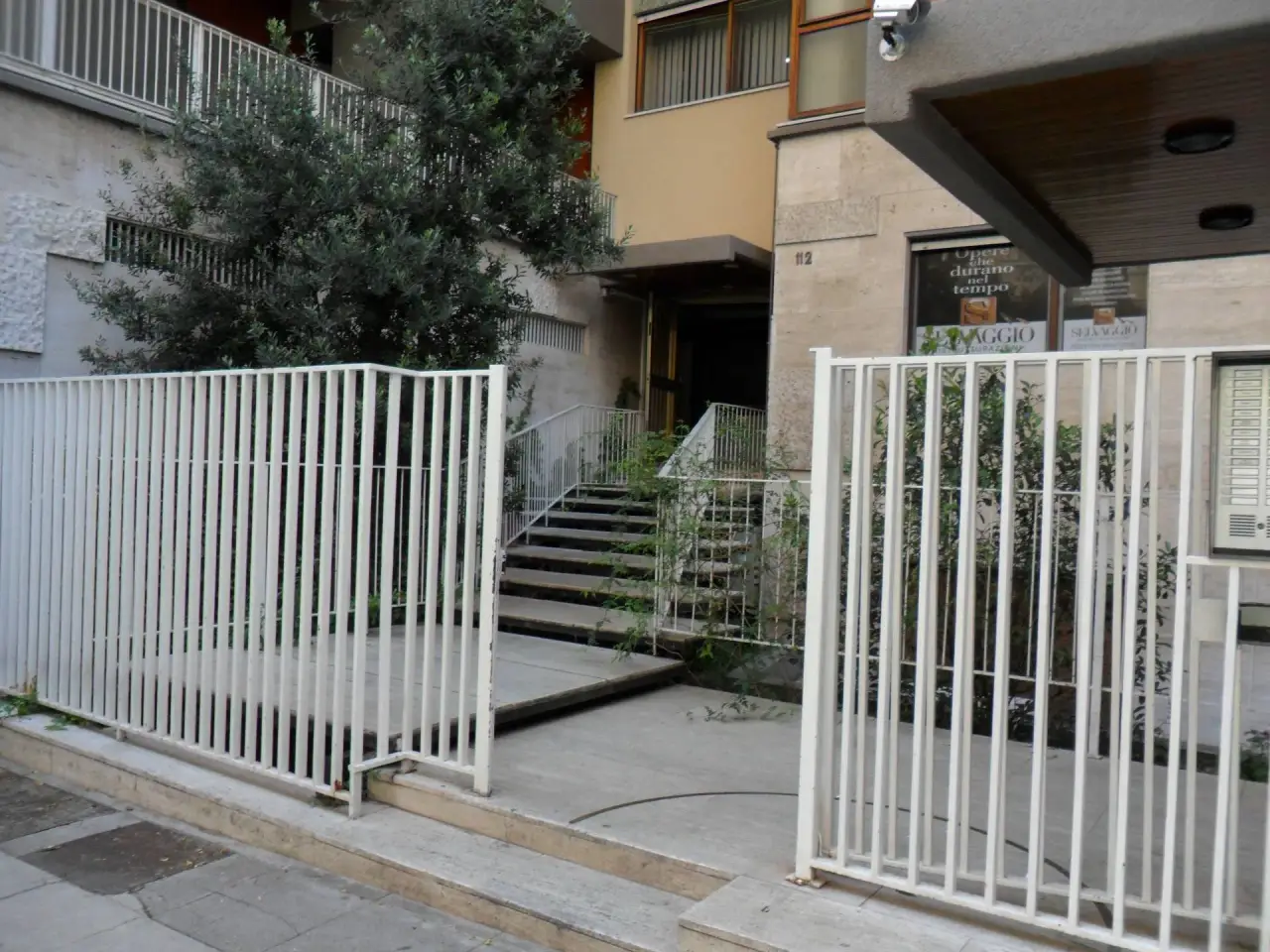 Ufficio in Via Enrico Albanese 112, Palermo, {3} - Foto 2