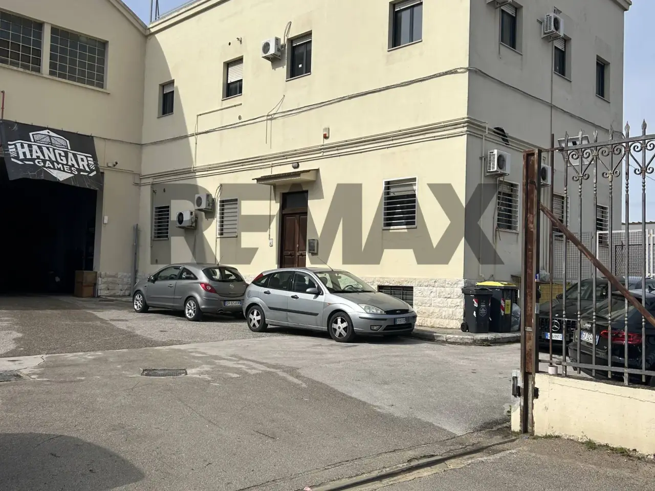 Ufficio in , Bari, {3} - Foto 1